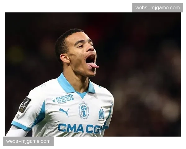 格林伍德在马赛战术体系中的角色演变,体系放大技术短板 格林伍德在马赛战术体系中的角色演变,体系放大技术短板