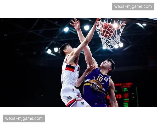 广东宏远崔永熙与麦考尔已跟队合练,第二阶段有望复出 广东宏远崔永熙与麦考尔已跟队合练,第二阶段有望复出